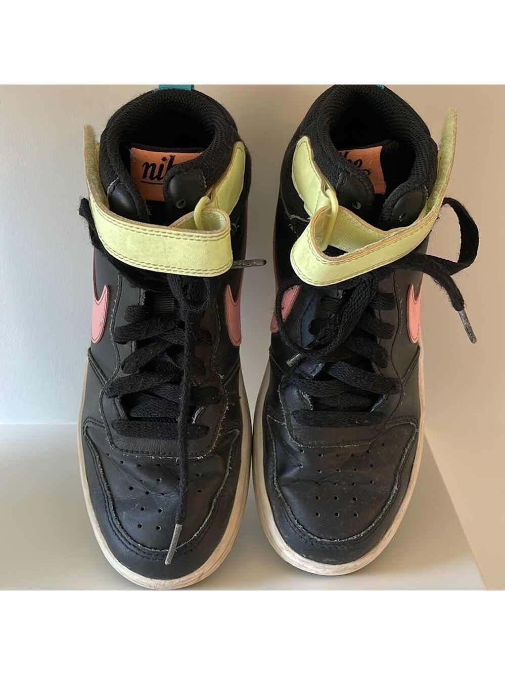 VGC Girls Black / Pink / Yellow Nike Hi-tops. - Size 4.5Y - Picture 2 of 5